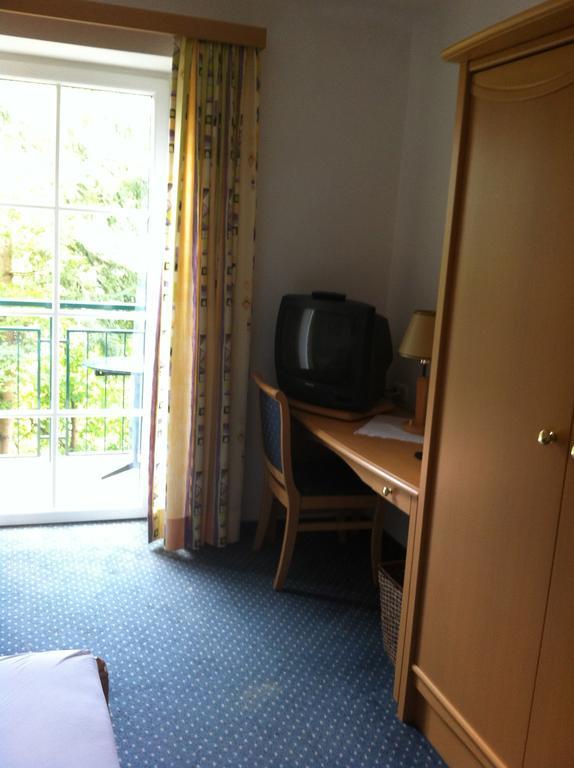 Pension Schiessling Anif Room photo